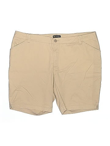 Lee Khaki Shorts (view 1)