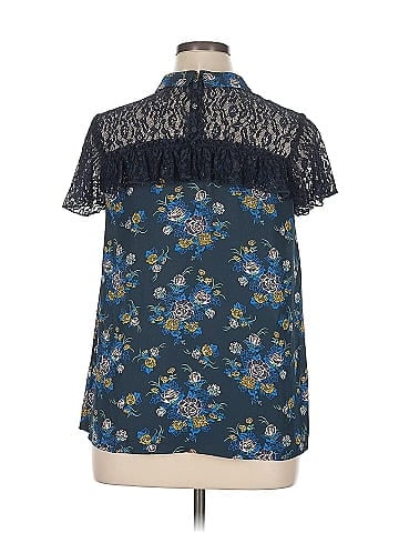 ModCloth Short Sleeve Blouse (view 2)
