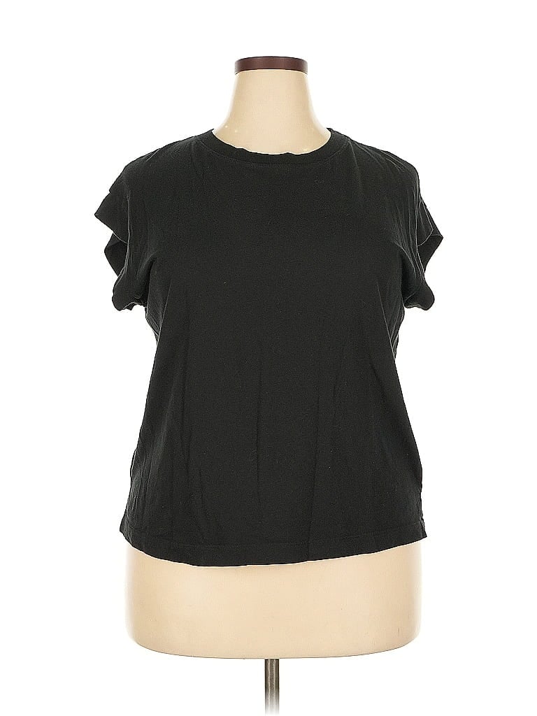 A NEW DAY Pre-owned Short Sleeve T-shirt In Black