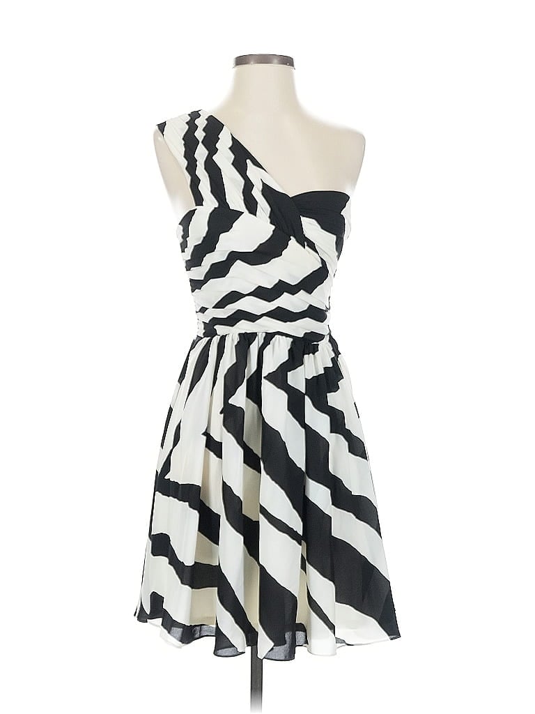 Pre-owned Express Cocktail Dress In Black