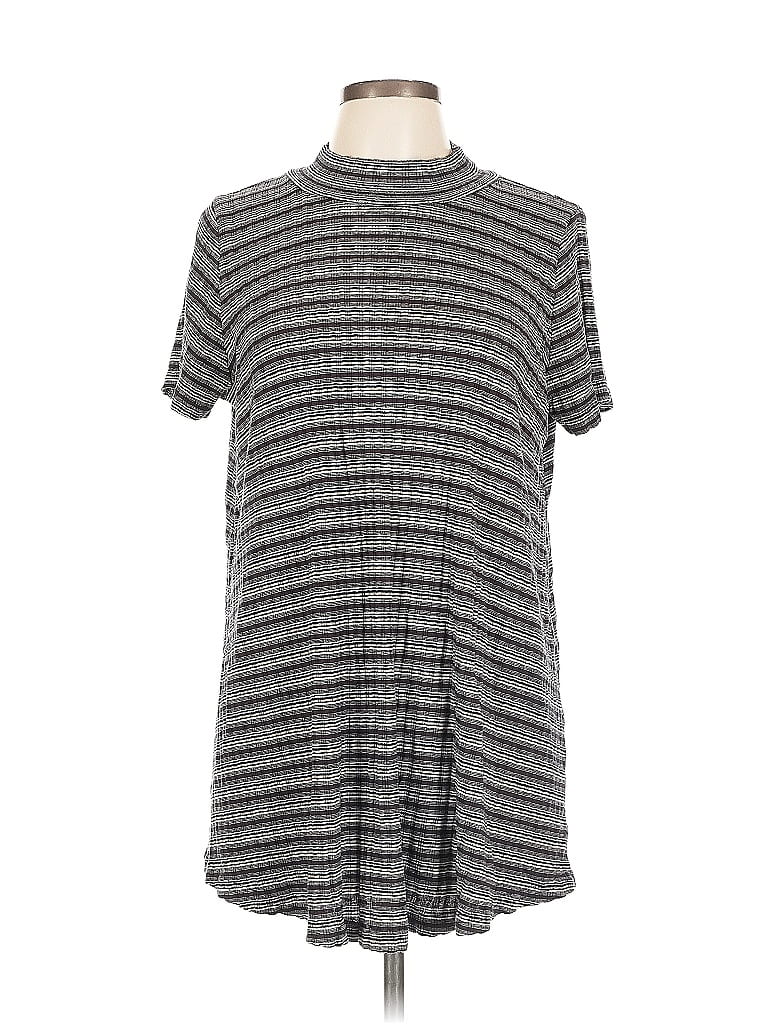 Pre-owned French Laundry Short Sleeve Turtleneck In Gray