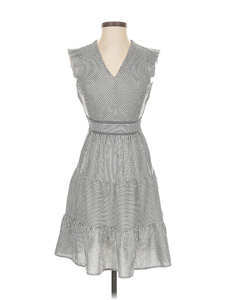 Pre-owned Monteau Casual Dress In Gray