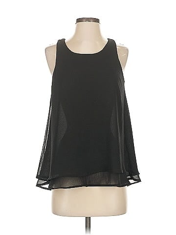Blu Pepper Sleeveless Blouse (view 1)