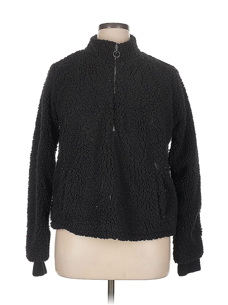 Pre-owned Torrid Pullover Sweater In Black