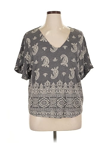 24/7 Maurices Short Sleeve Top (view 1)