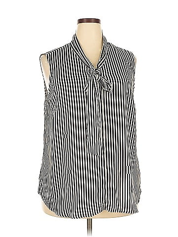 Liz Claiborne Career Sleeveless Blouse (view 1)