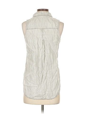 Cloth & Stone Sleeveless Button-Down Shirt (view 2)