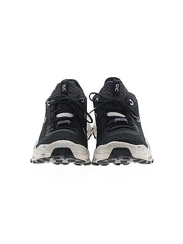 On Cloud Sneakers (view 2)