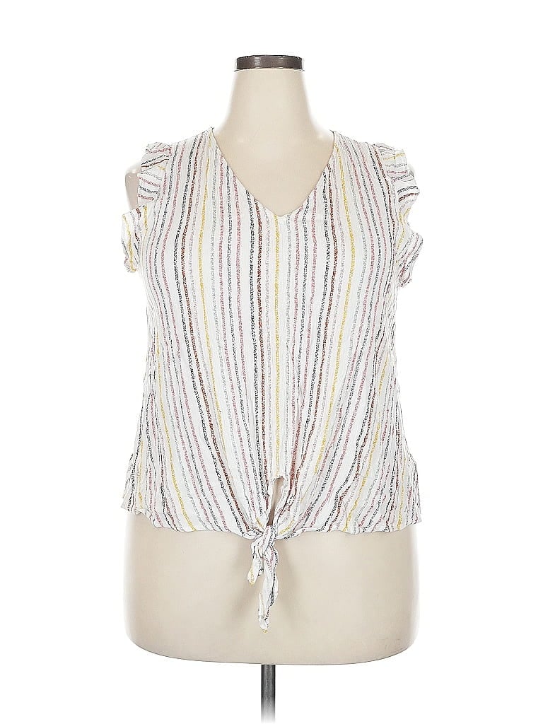 BEACON Pre-owned Sleeveless Blouse In White