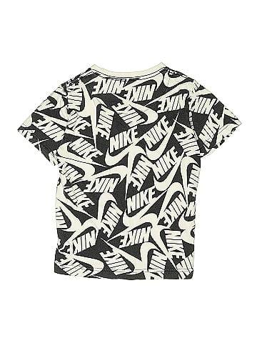 Nike Short Sleeve T-Shirt (view 2)