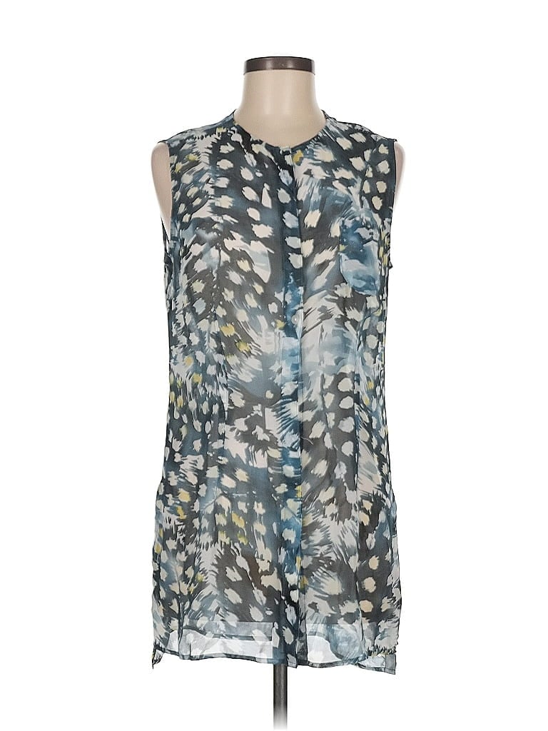 Pre-owned Cabi Sleeveless Blouse In Blue