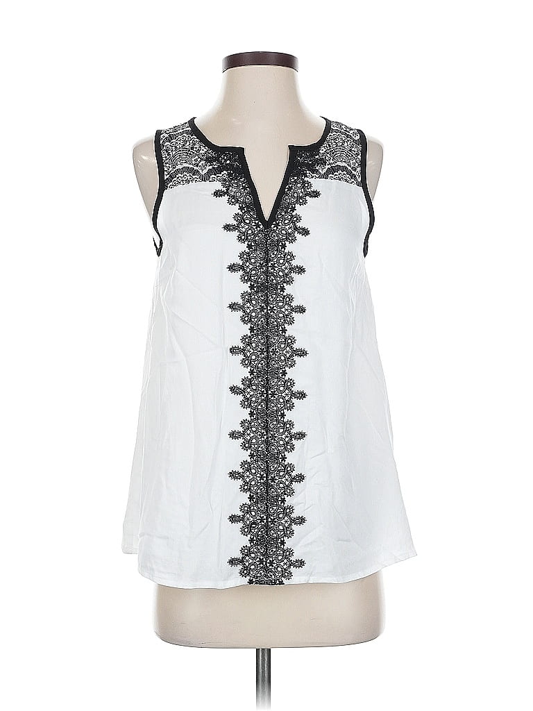 Pre-owned Market & Spruce Sleeveless Blouse In White