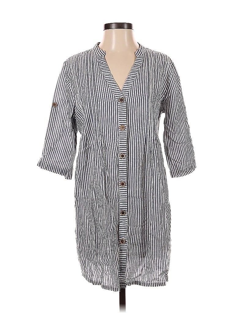 Pre-owned Club Z Collection 3/4 Sleeve Button Down Shirt In Gray