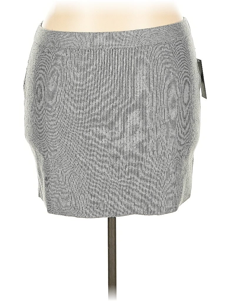 Pre-owned Wild Fable Casual Skirt In Gray