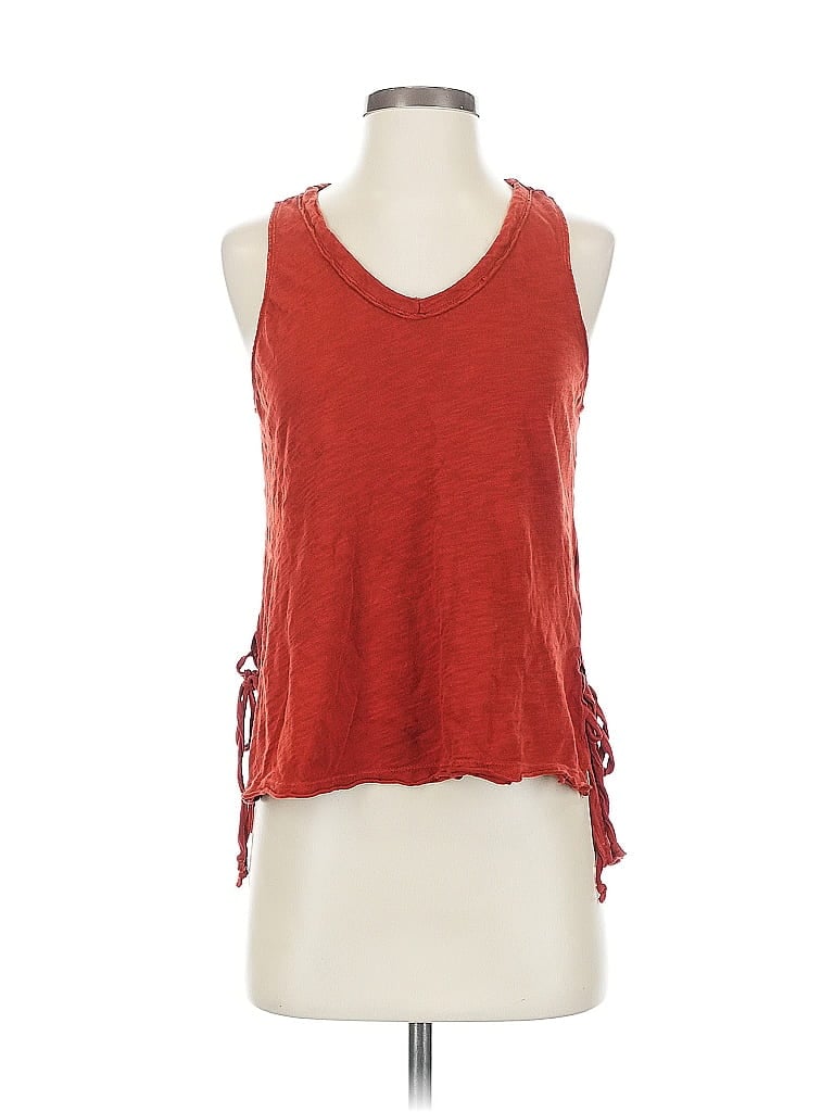 UNIVERSAL THREAD Pre-owned Tank Top Red Halter Neckline Tops