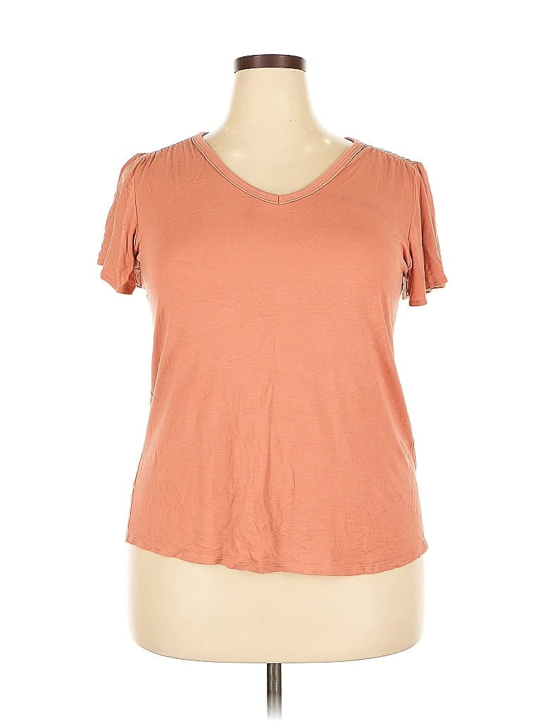 Pre-owned 24/7 Maurices Short Sleeve T-shirt In Orange