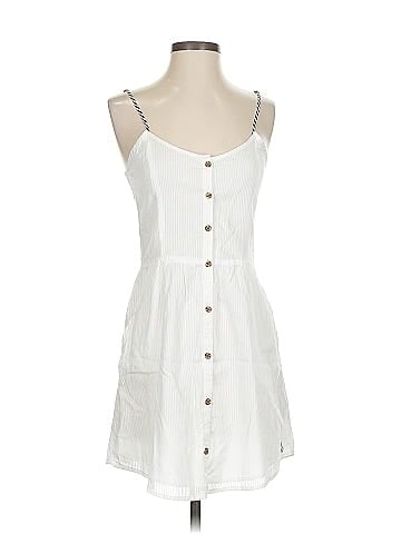 Volcom Sleeveless Button-Down Shirt (view 1)