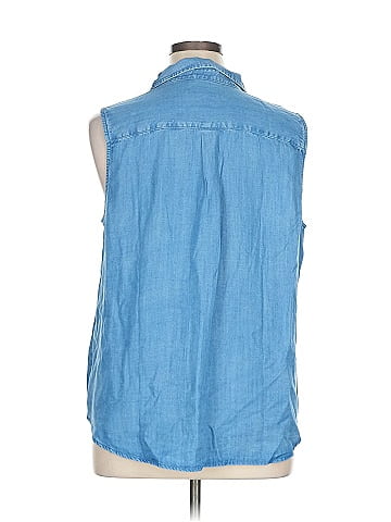 Chico's Sleeveless Button-Down Shirt (view 2)