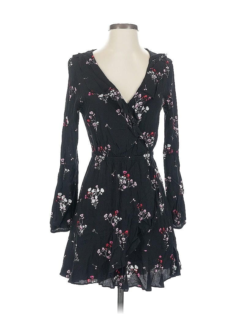 Pre-owned Express Outlet Casual Dress In Black