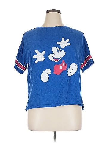 UT Uniqlo X Disney Short Sleeve T-Shirt (view 1)