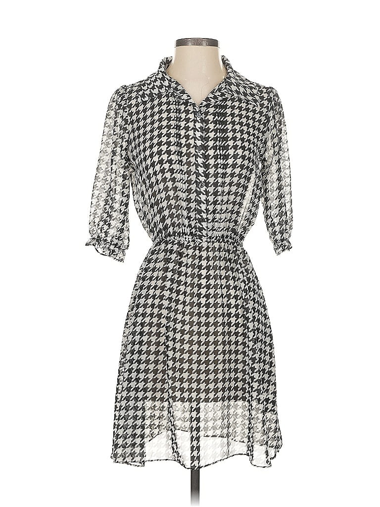 Pre-owned Kardashian Kollection Casual Dress In Gray