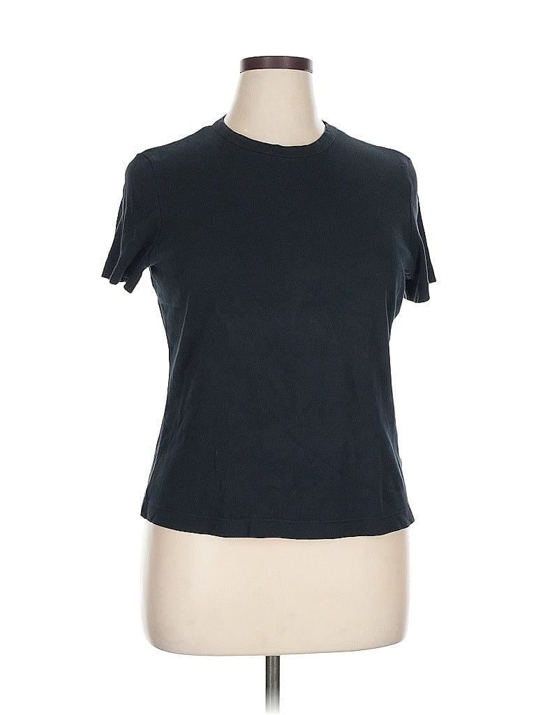 Click to view more detailed imagery on our partner's website Pre-owned Lands' End Short Sleeve T-shirt In Black