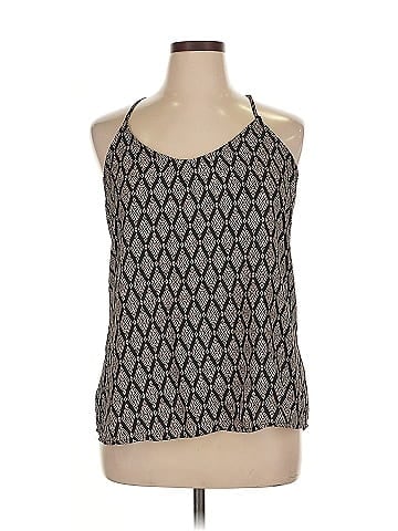 Studio Y Sleeveless Top (view 1)