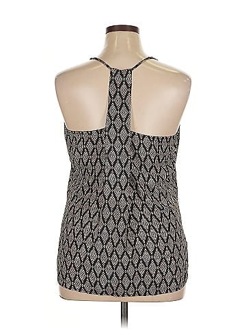 Studio Y Sleeveless Top (view 2)