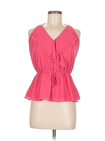 XOXO Sleeveless Blouse (view 1)