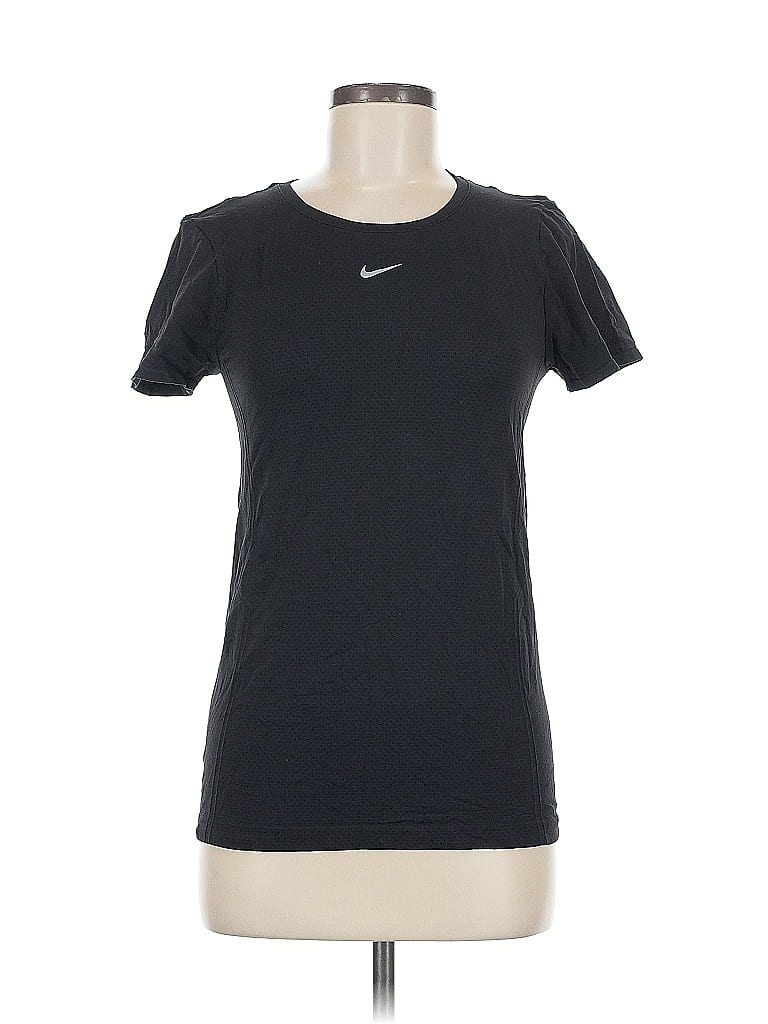 NIKE Pre-owned Active T-shirt In Black