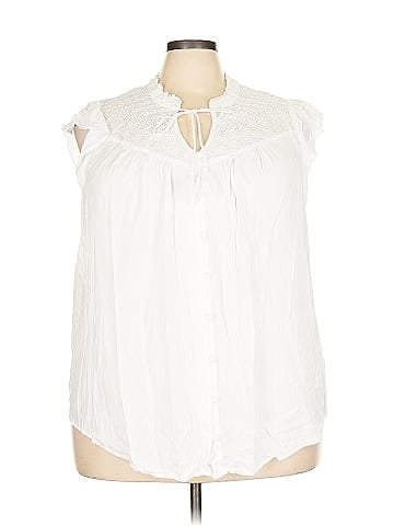 Torrid Sleeveless Blouse (view 1)