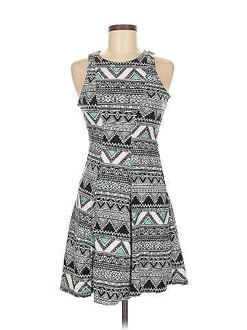 Mudd Casual Dress (view 1)