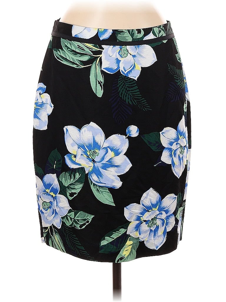 Click to view more detailed imagery on our partner's website Pre-owned Banana Republic Formal Skirt In Black