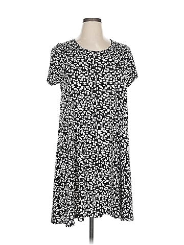 Karen Kane Casual Dress (view 1)