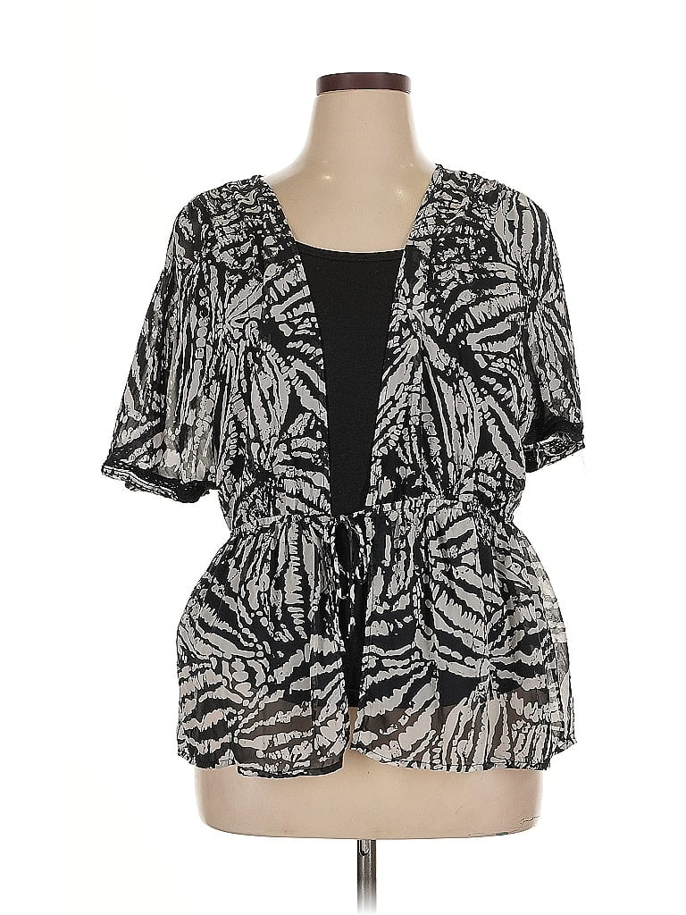 Pre-owned Agb Kimono In Black