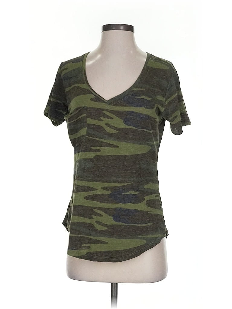 Pre-owned Altar'd State Short Sleeve T-shirt In Green