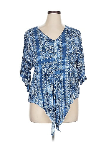 Karen Kane 3/4 Sleeve Blouse (view 1)