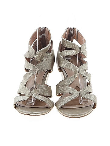 Isola Wedges (view 2)