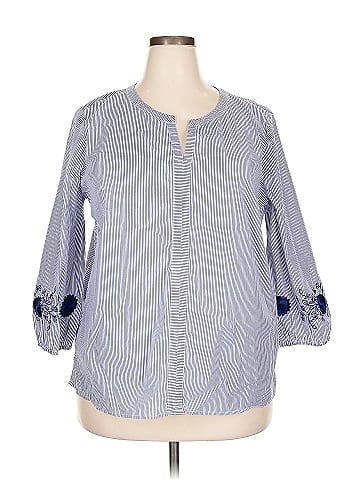 Liz Claiborne 3/4 Sleeve Button-Down Shirt (view 1)