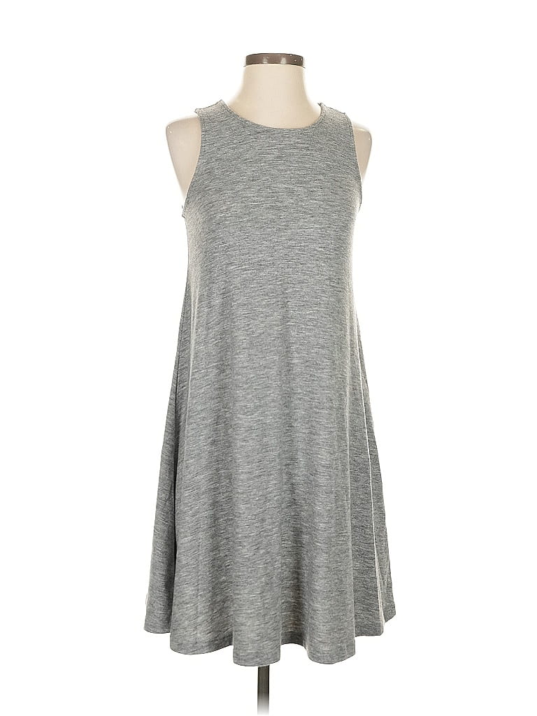 Pre-owned Old Navy Sleeveless Top Gray Halter Neckline Tops