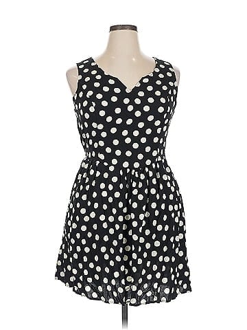 Xhilaration Casual Dress (view 1)