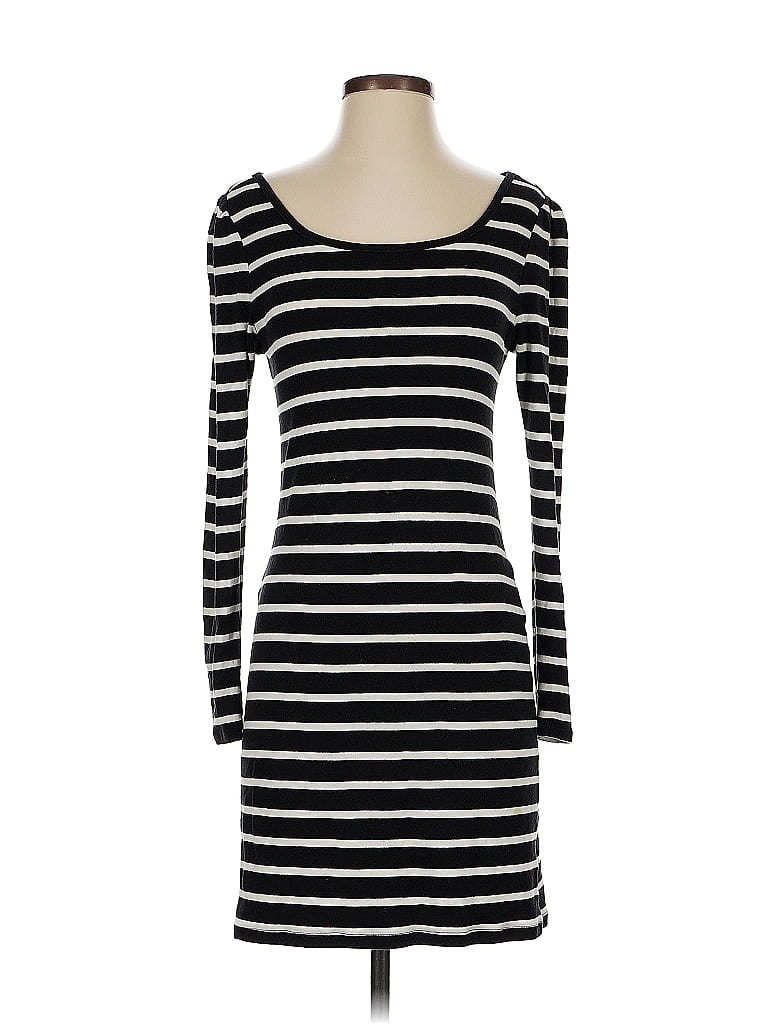 OLD NAVY Pre-owned Casual Dress In Black