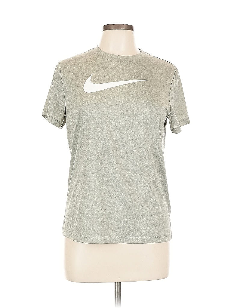 Pre-owned Nike Active T-shirt In Silver