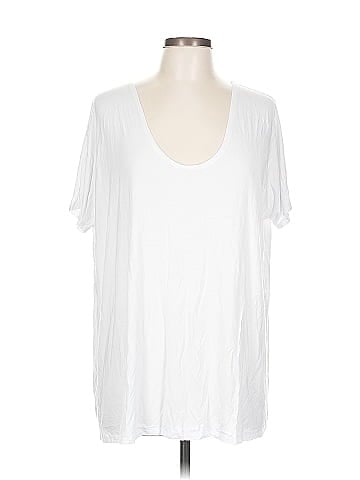 Quince Short Sleeve T-Shirt (view 1)