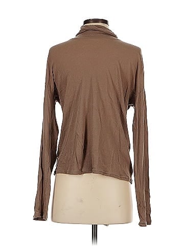 Everlane Long Sleeve Turtleneck (view 2)