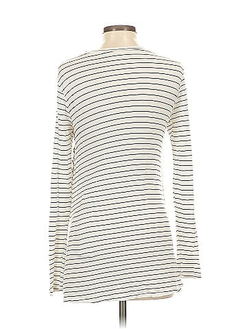 A Pea in the Pod Long Sleeve Top (view 2)