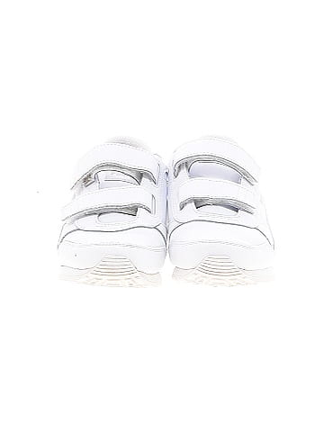 Puma Sneakers (view 2)