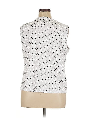 Appleseeds Sleeveless Blouse (view 2)