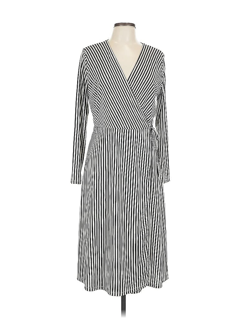 Pre-owned H&m Casual Dress In Silver
