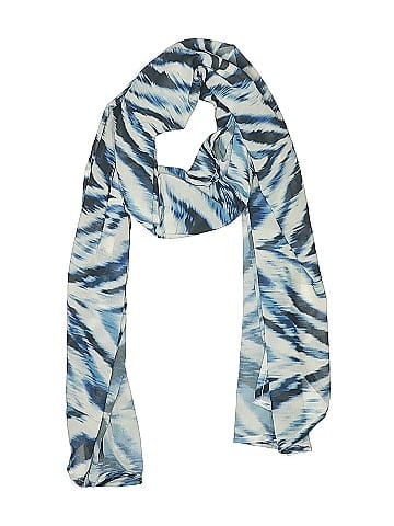La Blanca Scarf (view 1)